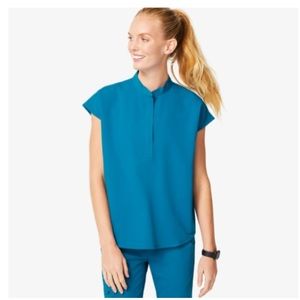 Rafaela Alps Blue scrub top. Excellent condition. XS